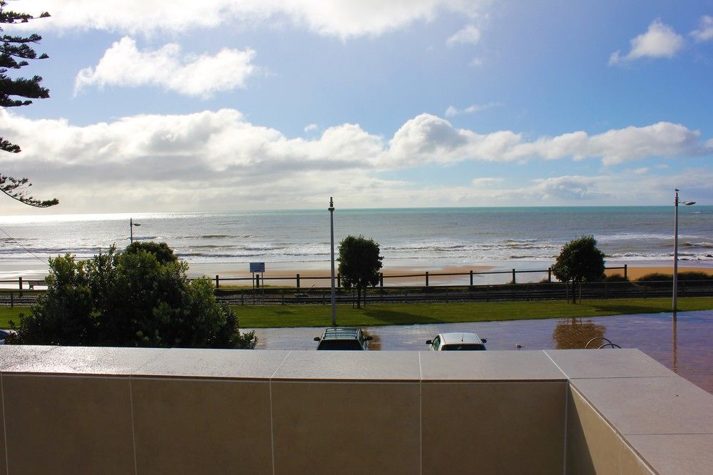 Beach Hotel Burnie Eksteriør billede